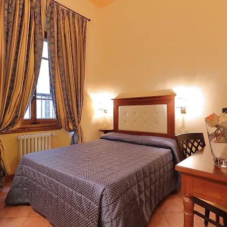 Residenza Cimabue Hotel Florencia